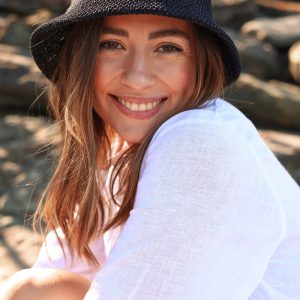 Bucket Hat, Sort