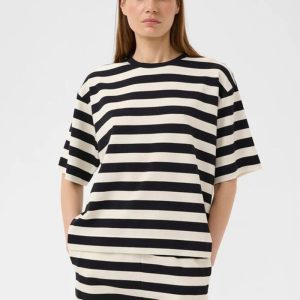 EloraIW Pannie Oversized Shirt, Black
