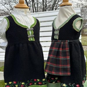 Marie Aaen materialpakke -  strikkebunad