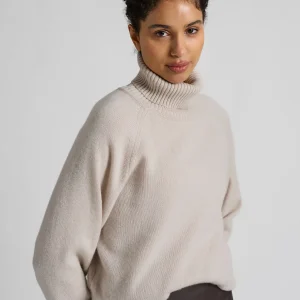 Kashmirgenser med høy hals "Milano" - cream