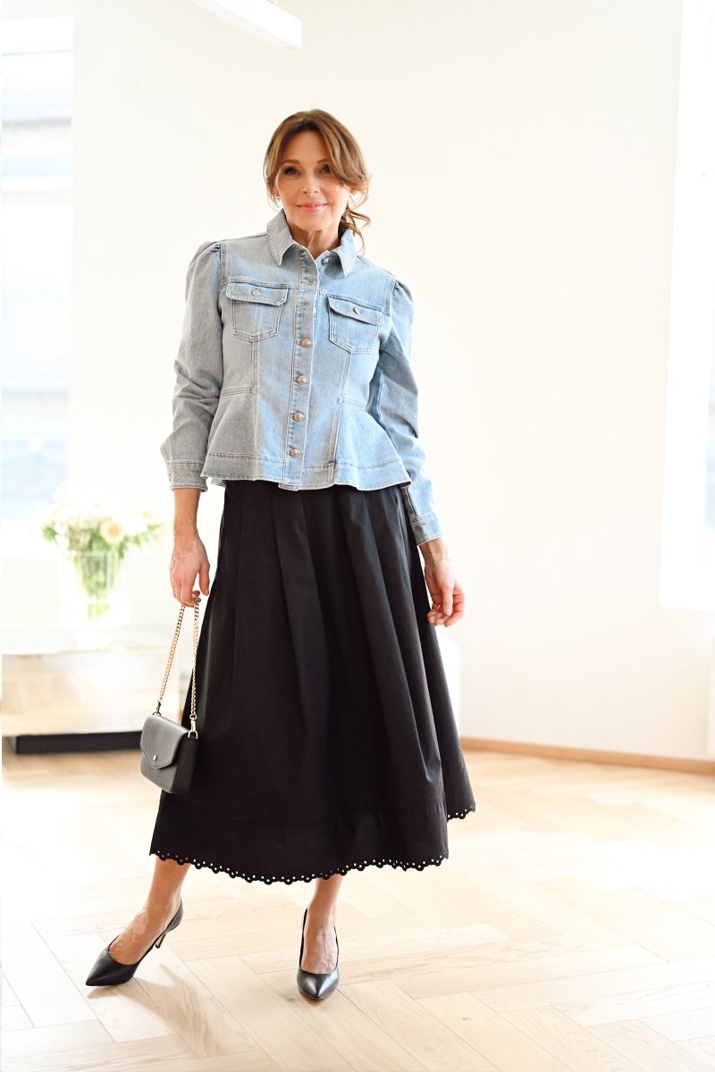 Bianca, Light Blue