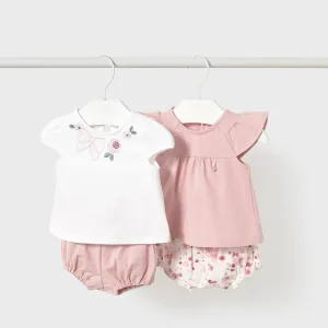 Sett fire deler babyrosa