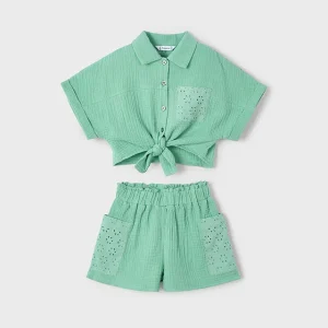 Sett t-skjorte shorts grønn